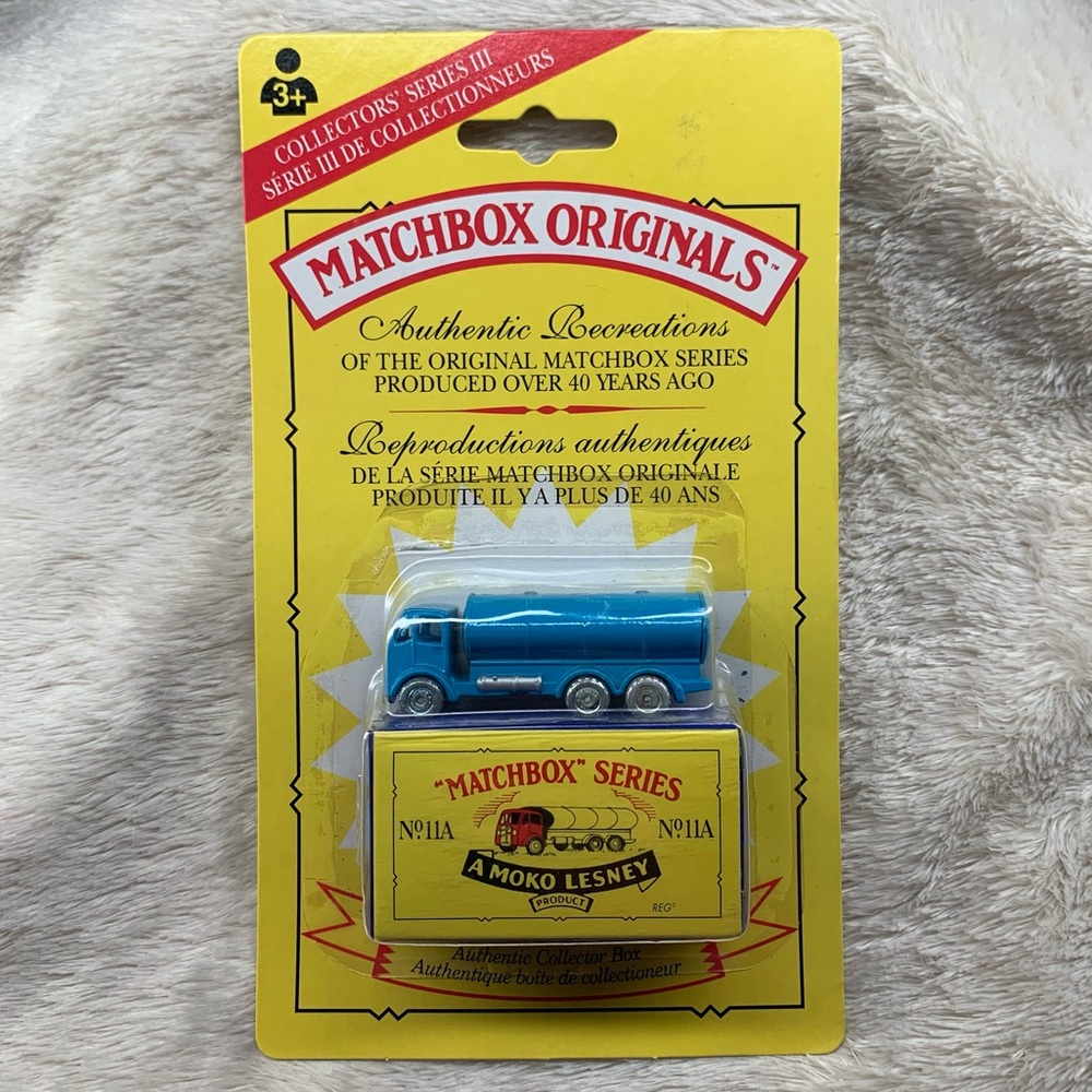 A Moko Lesney No. 11A The E.R.F. Petrol Tanker Vintage Matchbox Collectible 1993